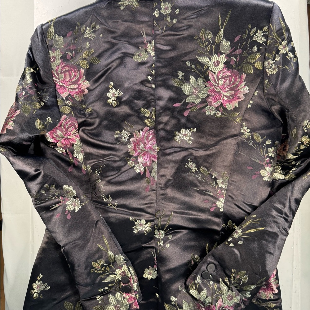 Zara Black Satin Floral Blazer with Pink & Cream Embroidery - Picture 4 of 5